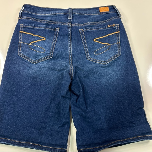 Seven7 Jeans Shorts Women’s 8 Blue Denim Cotton Outdoor Stretch Bermuda Roll Up - Picture 4 of 12